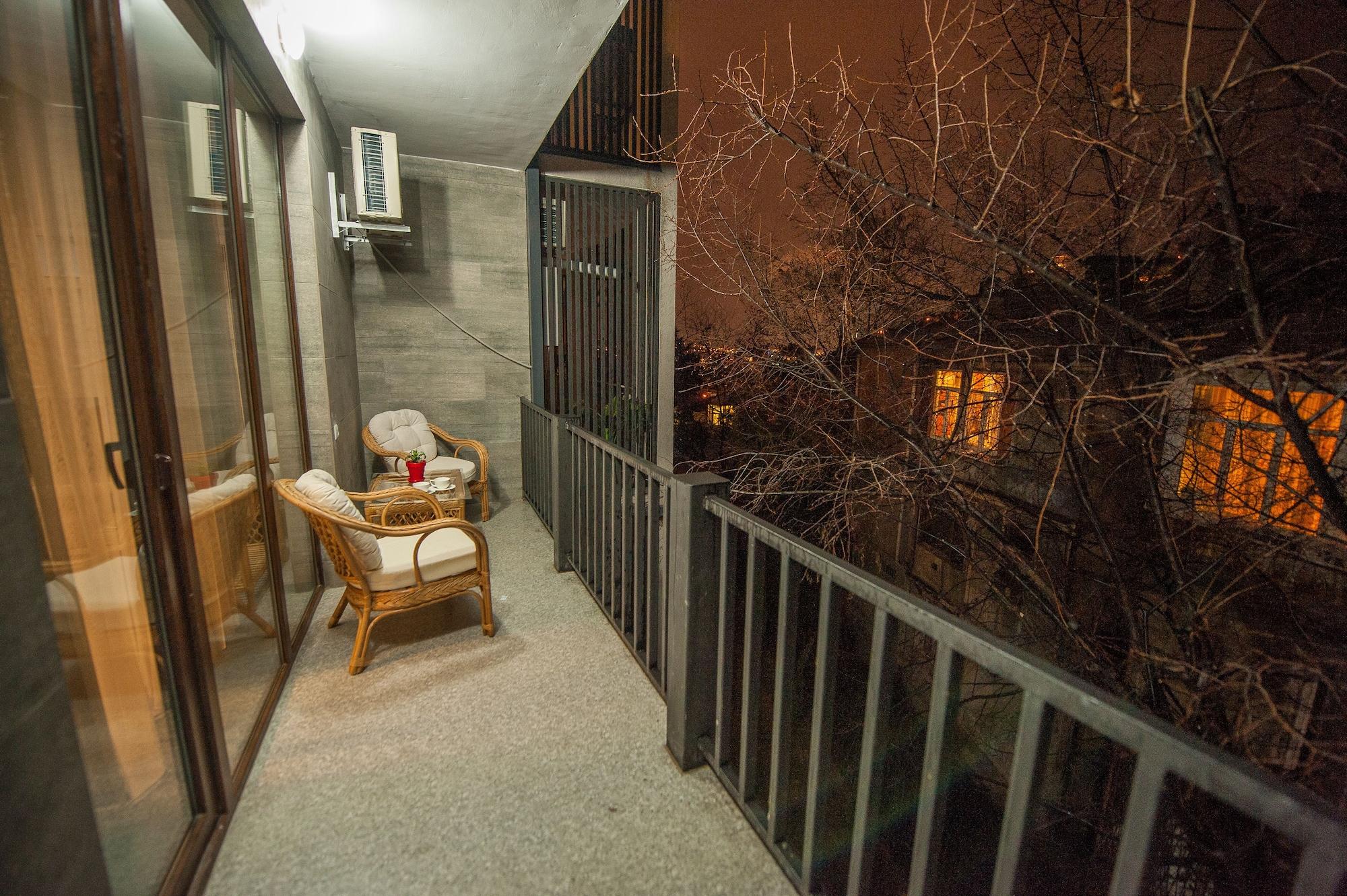 Easy Hotel T'bilisi Tiflis Dış mekan fotoğraf