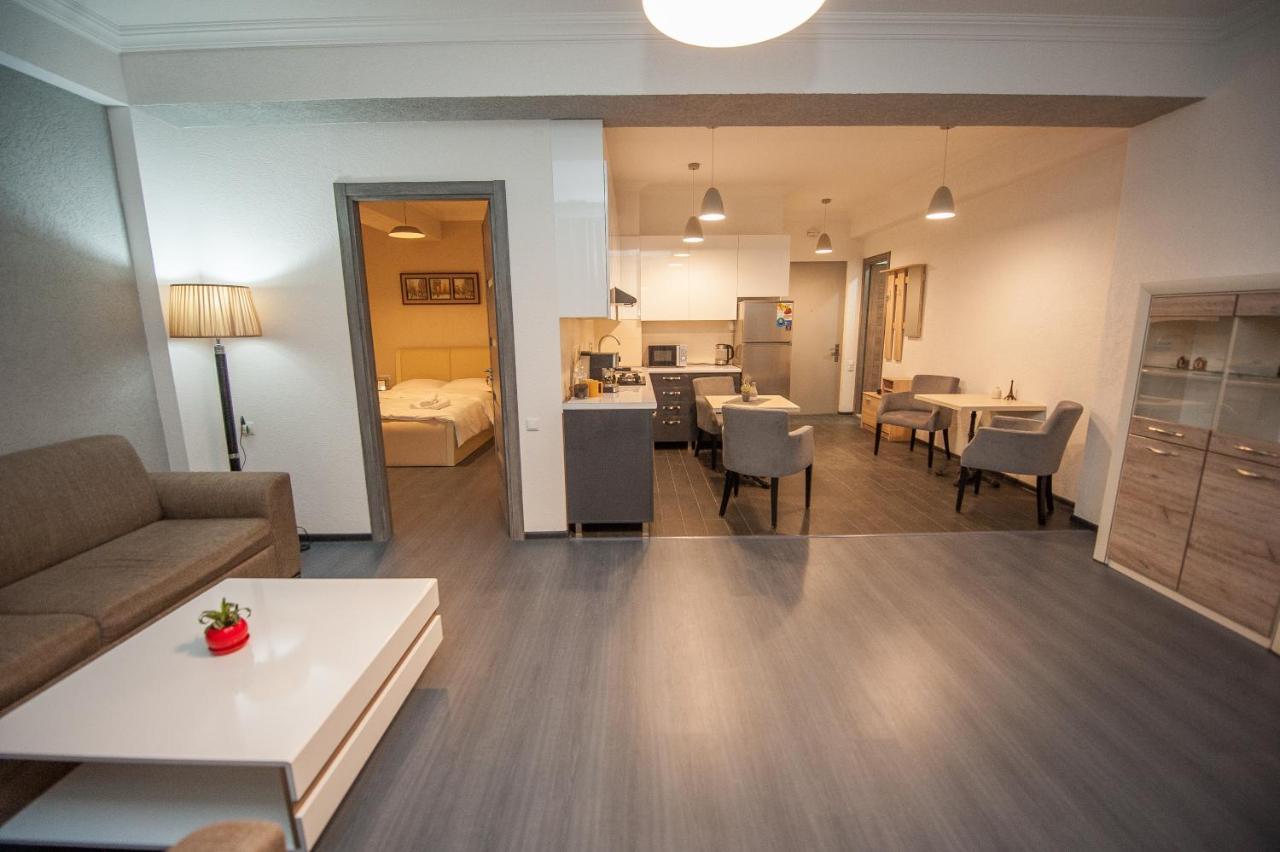 Easy Hotel T'bilisi Tiflis Dış mekan fotoğraf