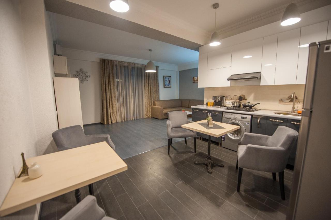 Easy Hotel T'bilisi Tiflis Dış mekan fotoğraf