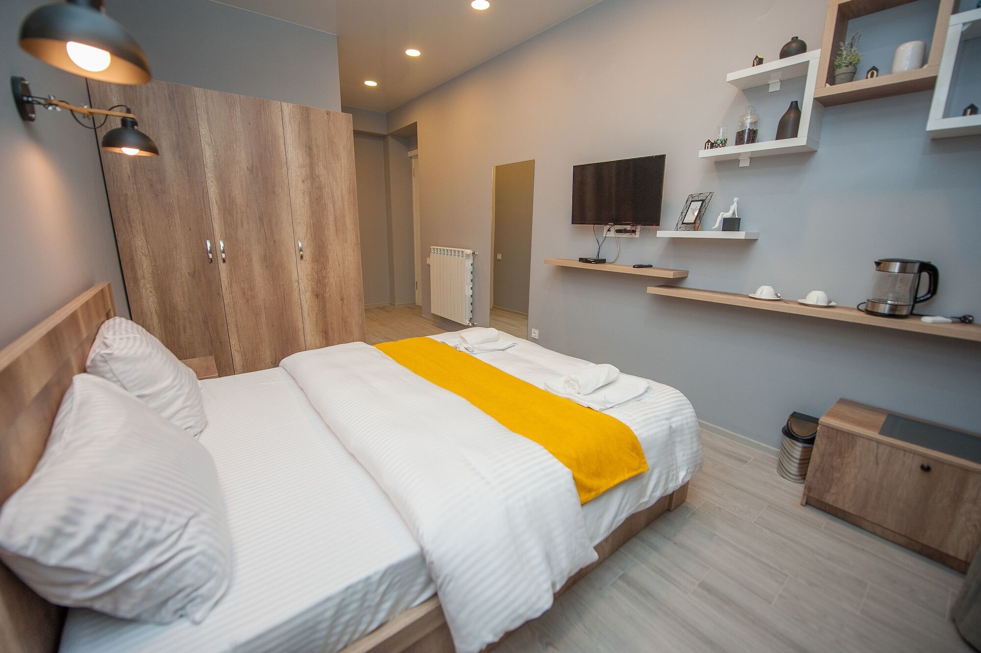 Easy Hotel T'bilisi Tiflis Dış mekan fotoğraf